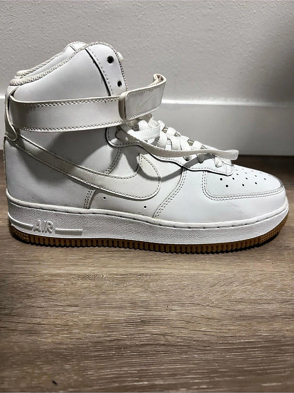 Nike Air Force 1 High White Gum High-Top Sneakers White & Brown